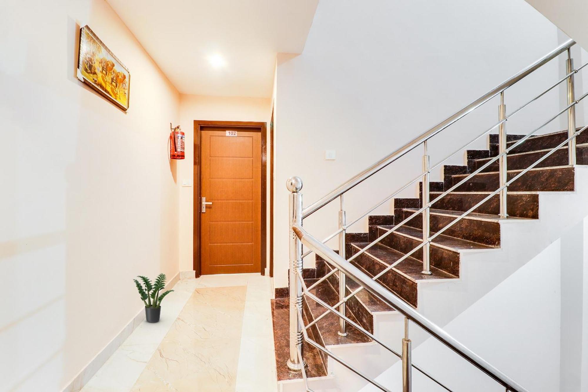 Hotel O La Plazo Haridwār Extérieur photo